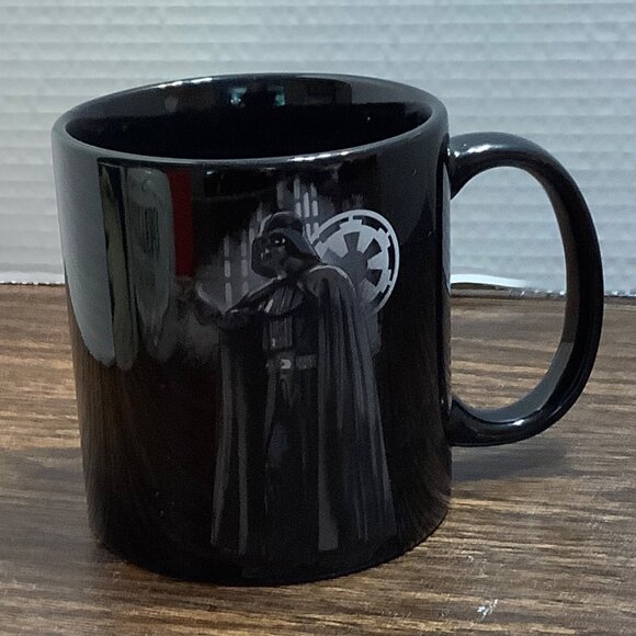 Star Wars Rogue One Darth Vader Black Ceramic Mug Microwave Dishwasher Safe 20oz - Picture 1 of 5